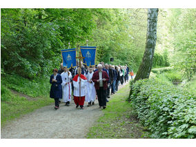 Bittprozession an Christi Himmelfahrt (Foto: Karl-Franz Thiede)